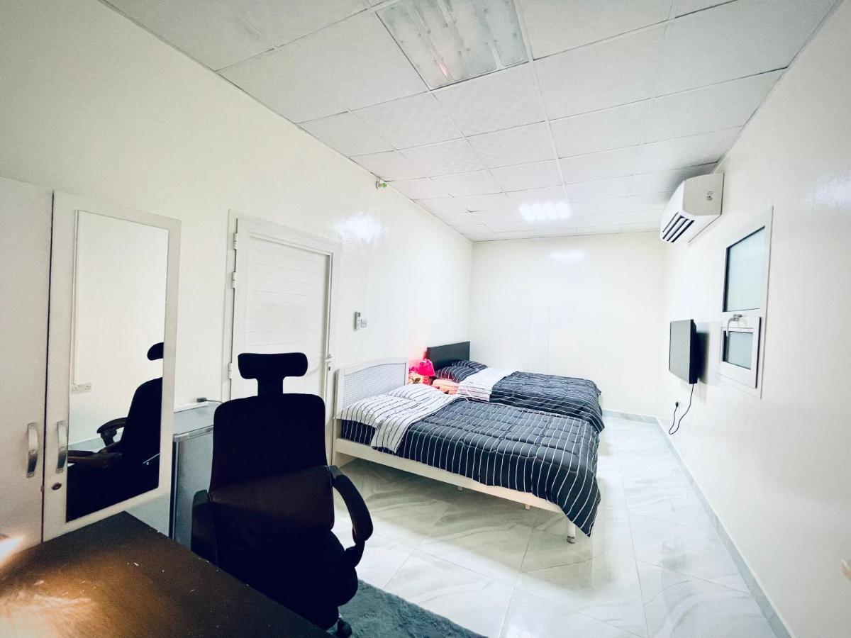 Private 2Bedroom Villa With T&B And Kitchenette Near Abu Dhabi International Airport Extérieur photo