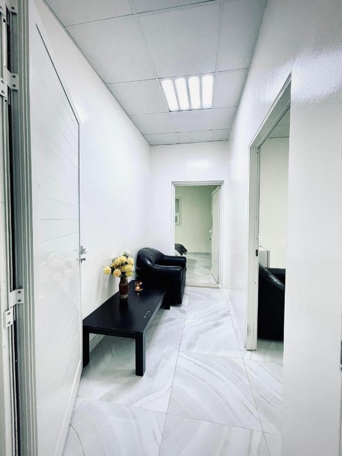 Private 2Bedroom Villa With T&B And Kitchenette Near Abu Dhabi International Airport Extérieur photo
