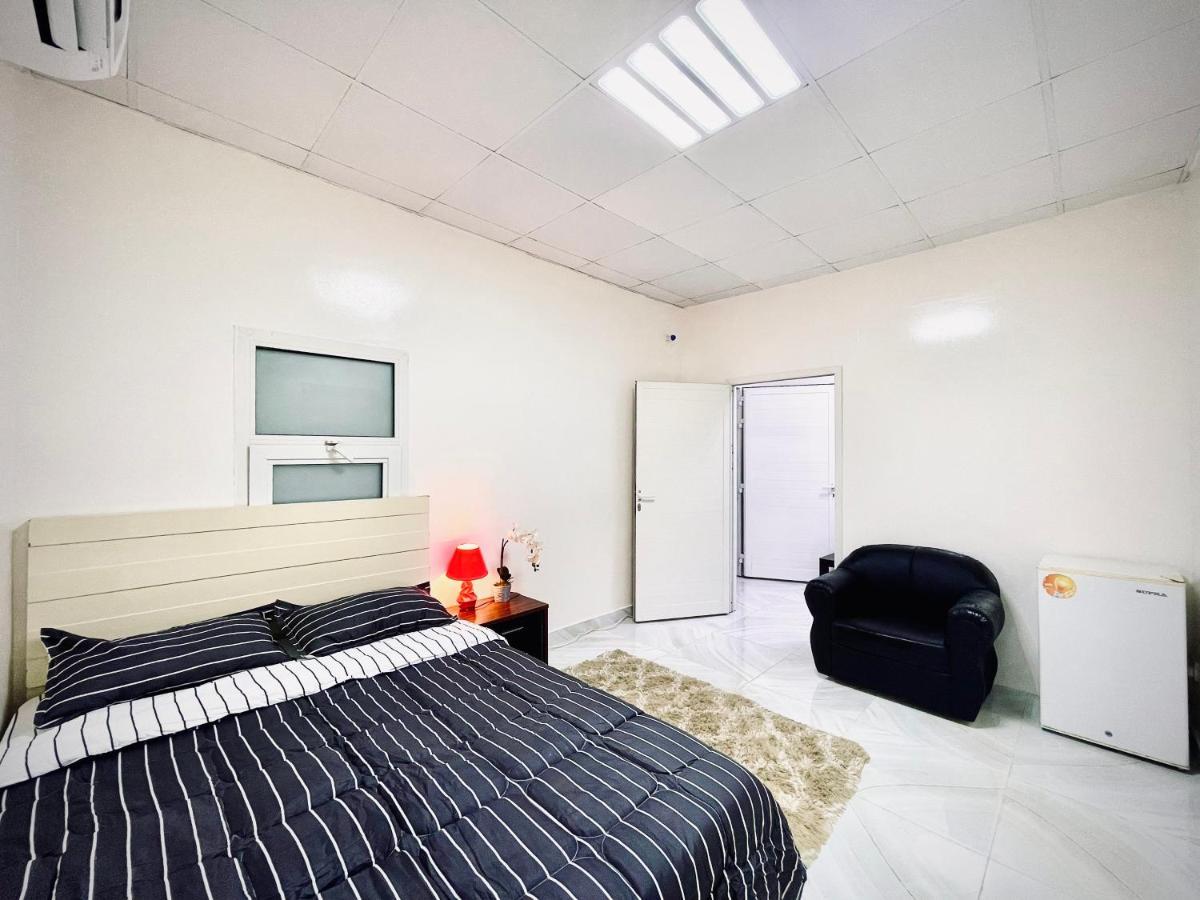 Private 2Bedroom Villa With T&B And Kitchenette Near Abu Dhabi International Airport Extérieur photo
